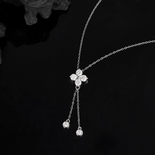 Yueh Fan GRA Certified Moissanite Clover Pendant 925Sterling Silver Jewelry Gift forWalentine Day Gift to wife