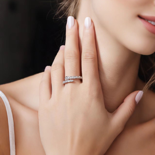 S925 Silver Moissanite 0.3CT Snake ring electroplated 18k gold platinum exquisite fashion light luxury design women wedding ring